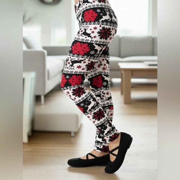 S/L NEW Girls Christmas Reindeer Leggings, Buttery Soft Yoga Pants - Picture 2 of 13